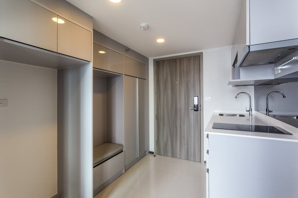 Duplex One Bedroom Apartment For Rent 