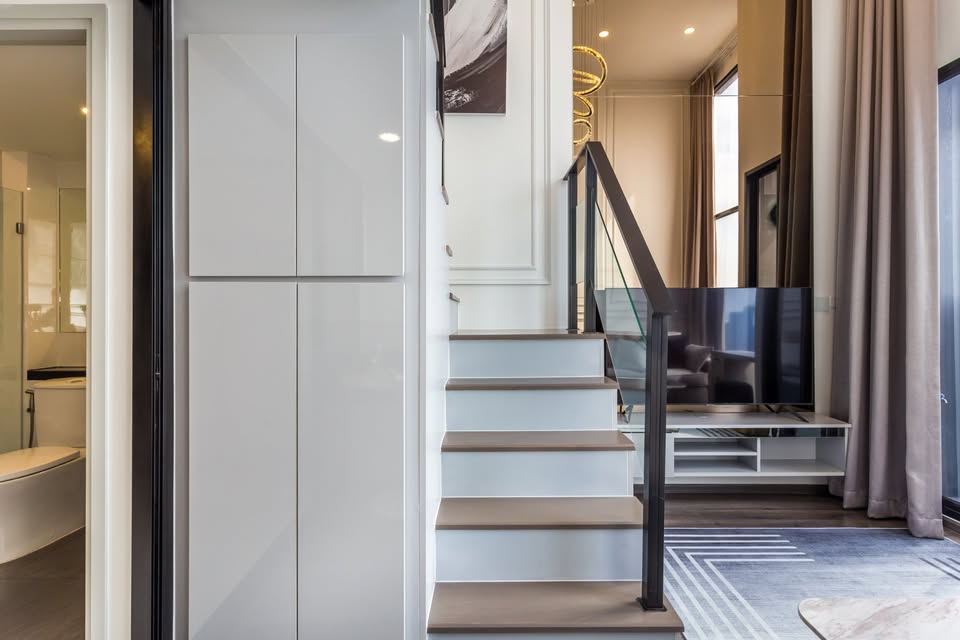 Duplex One Bedroom Apartment For Rent 