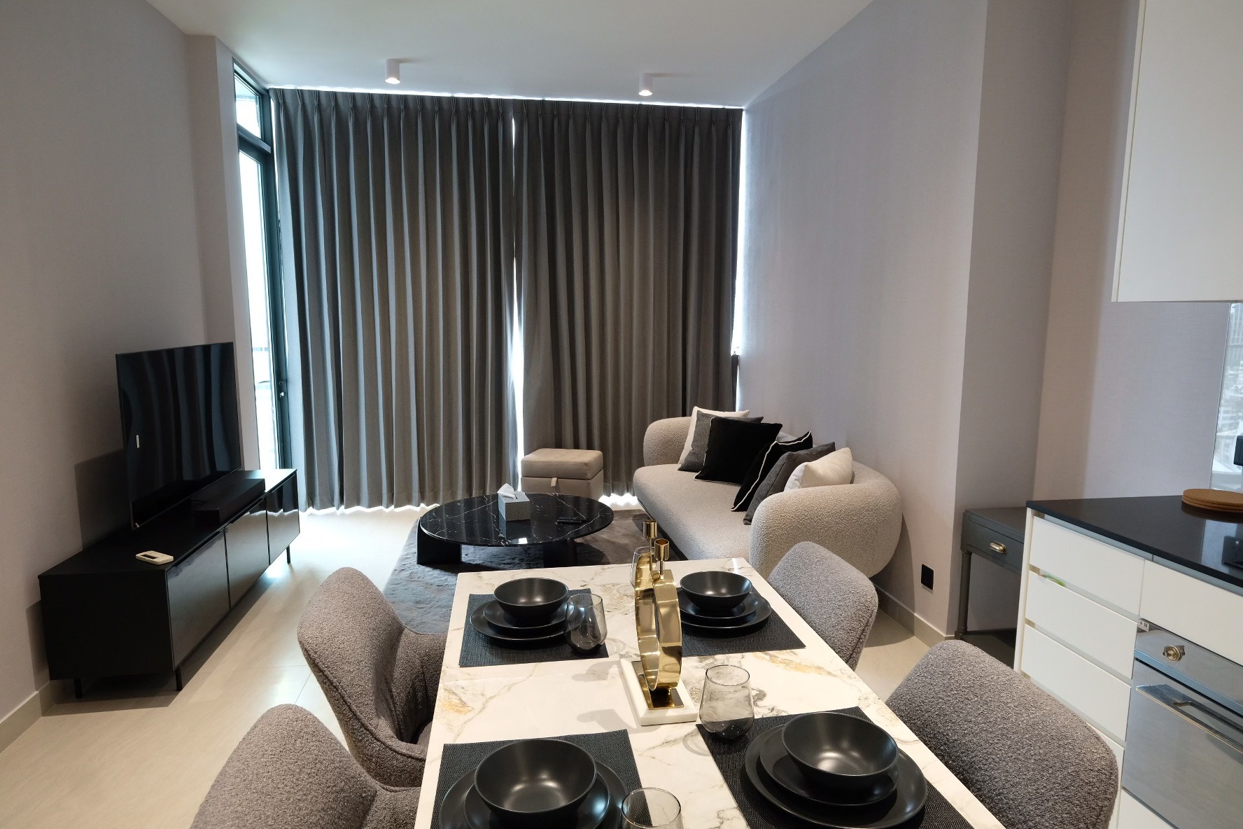 One Bedroom Condo For Rent