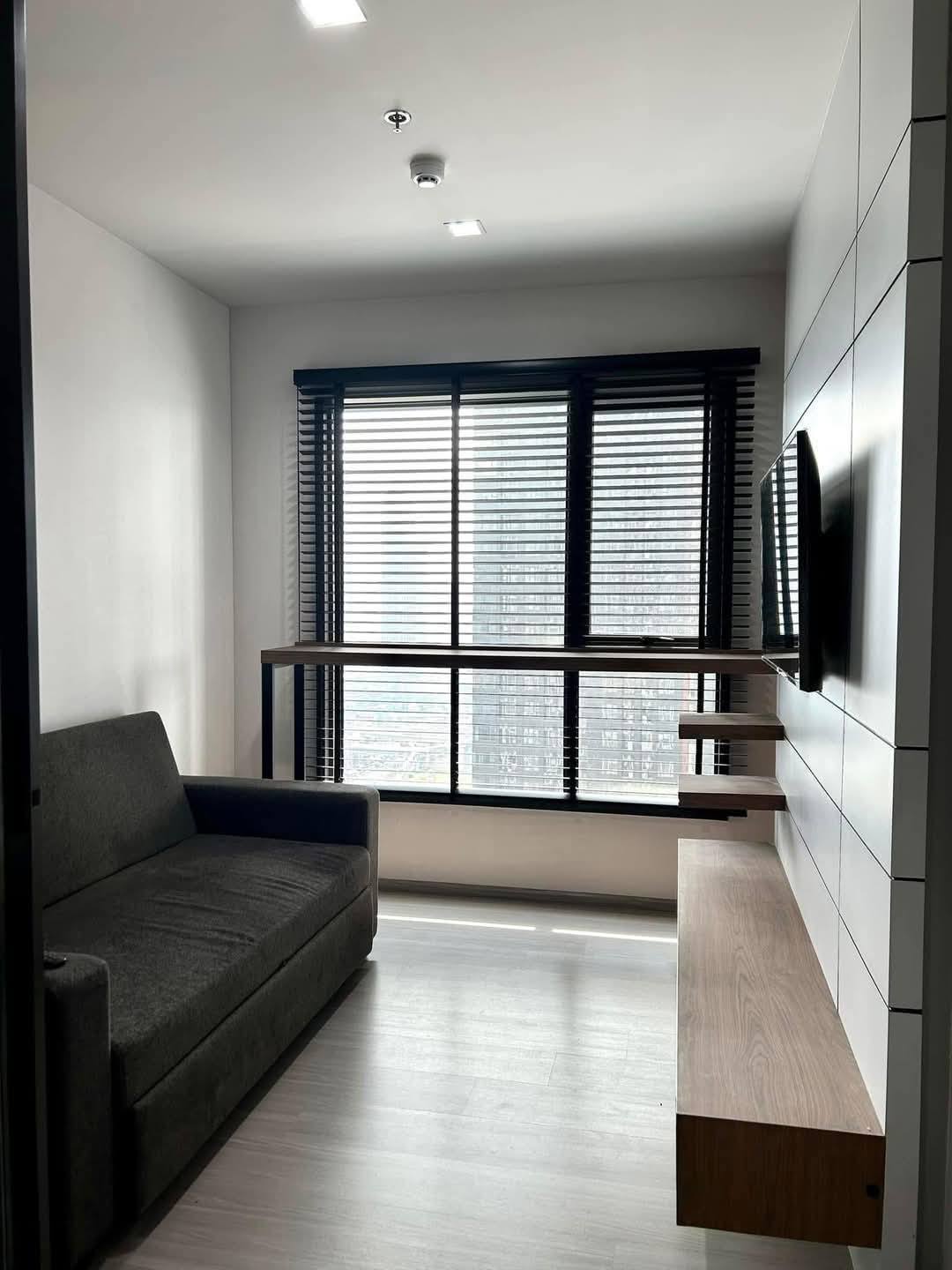 One Bedroom Condo For Rent