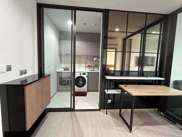 One Bedroom Condo For Rent