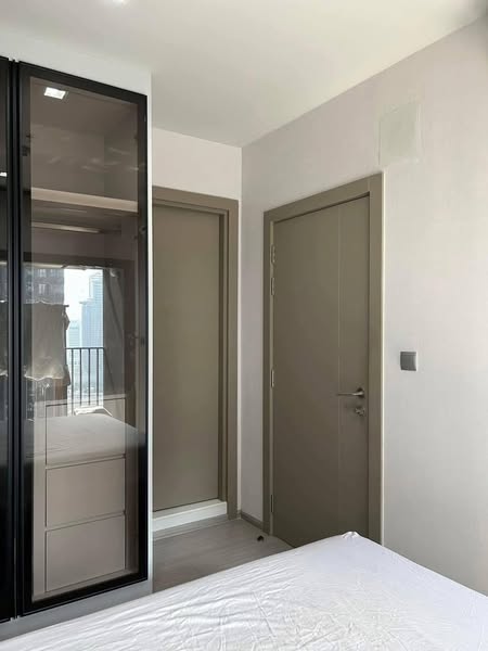 One Bedroom Condo For Rent