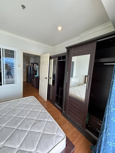 One Bedroom Condo For Rent