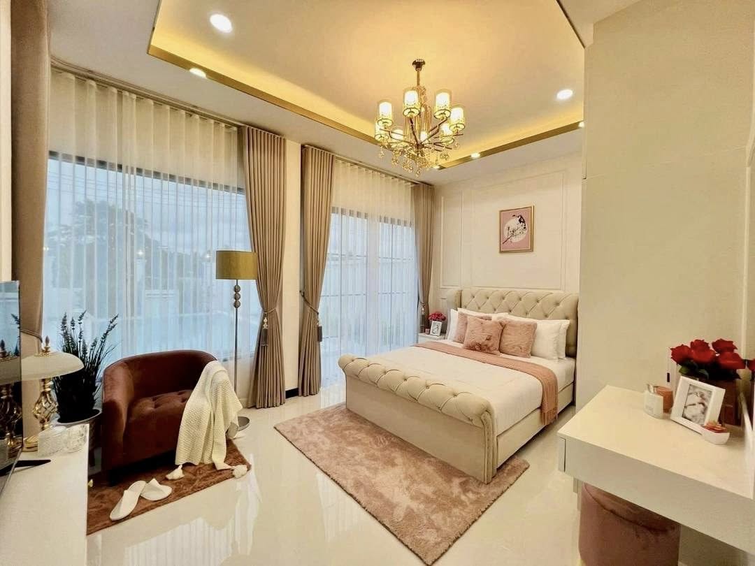 Luxury Pool Villa For Rent