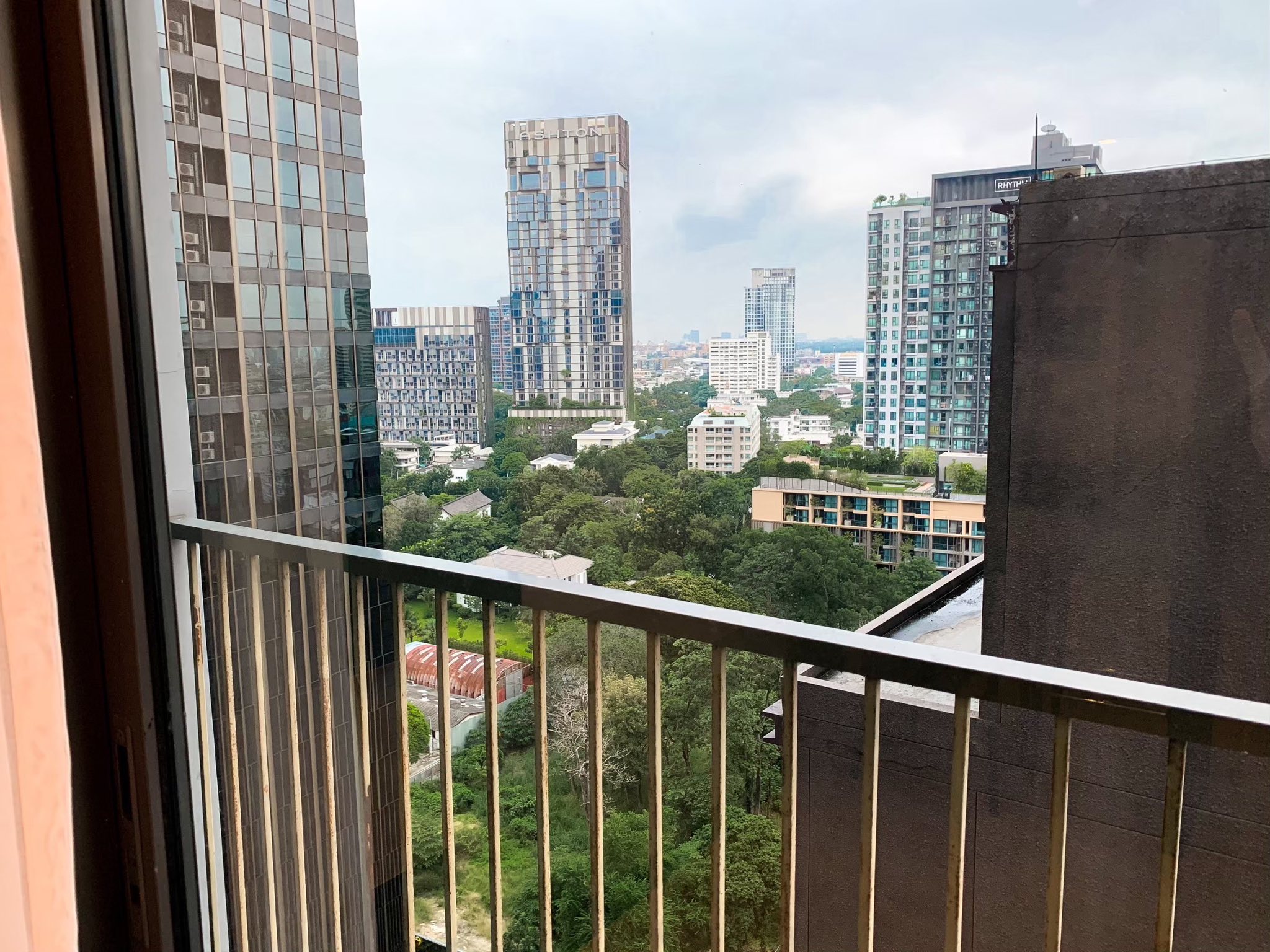 One Bedroom Condo For Rent