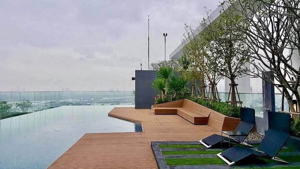One Bedroom Condo For Sale