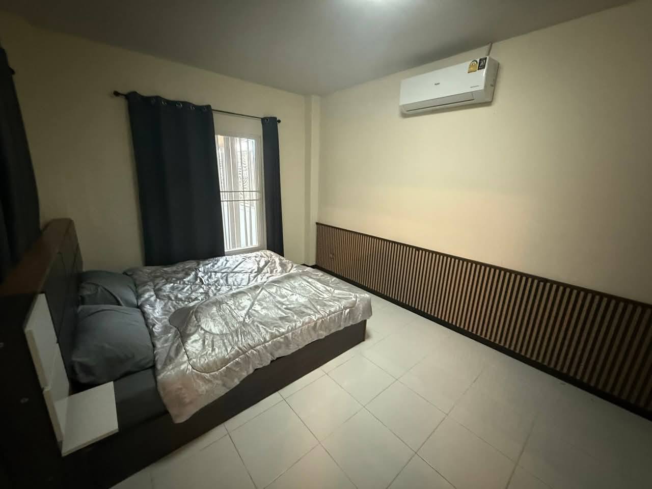 Town house For Rent