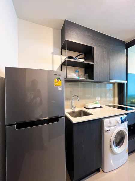 One Bedroom Condo For Rent