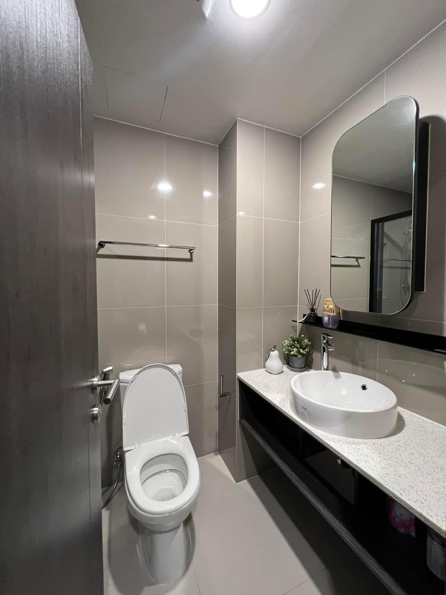 One Bedroom Condo For Rent