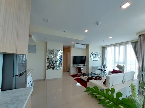 Two Bed Room Condo For Sale