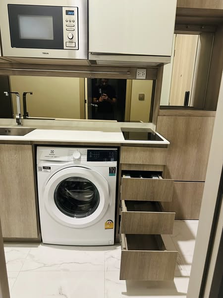 One Bedroom Condo For Rent