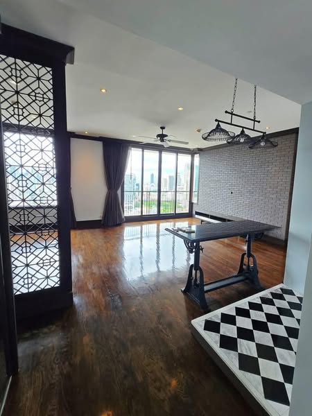 Large Two Bedroom Apartment For Sale