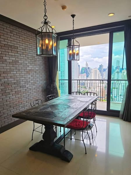 Large Two Bedroom Apartment For Sale