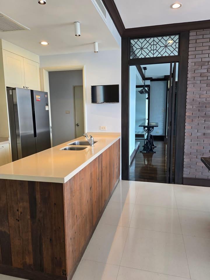 Large Two Bedroom Apartment For Sale