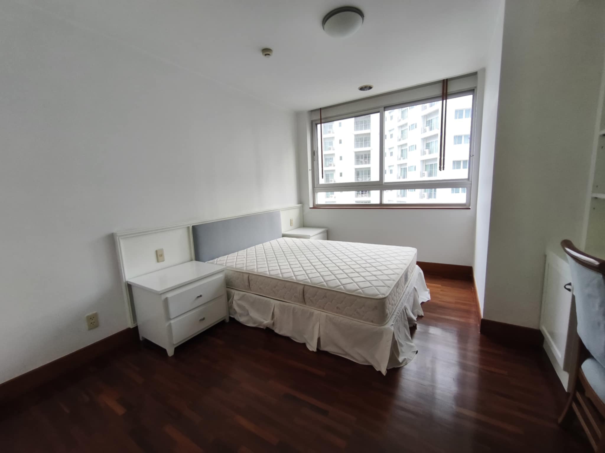 Large Three Bed Room Apartment For Rent
