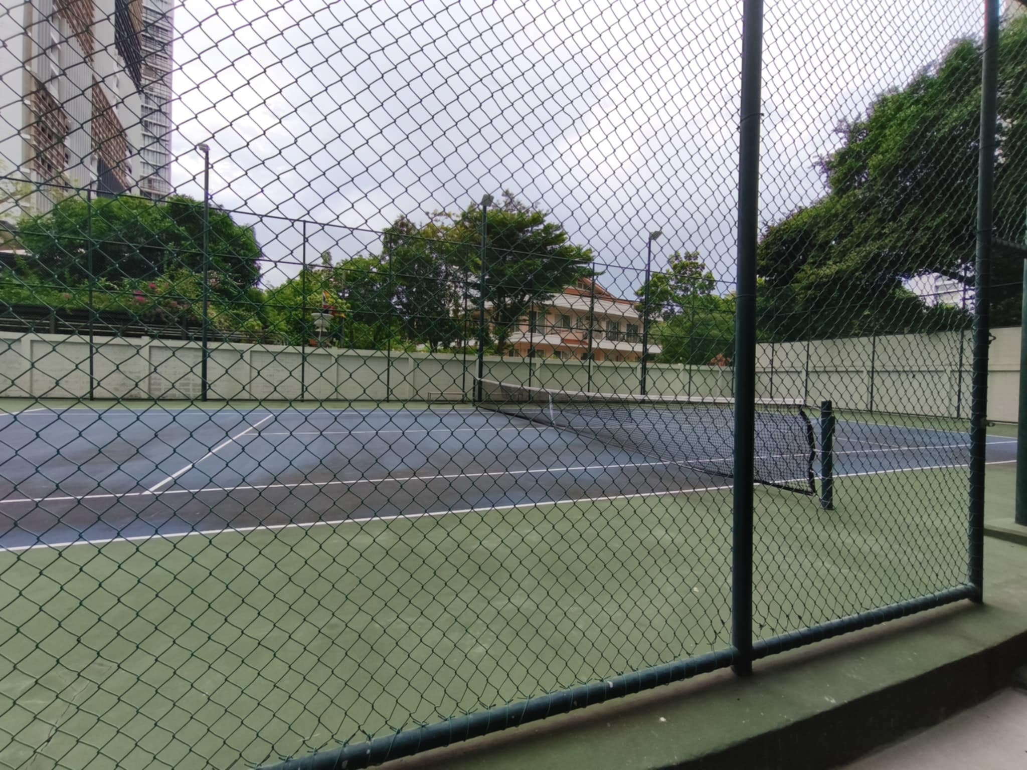 Large Three Bed Room Apartment For Rent