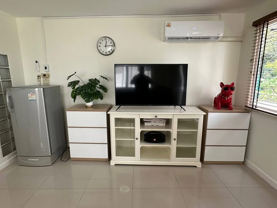 Luxury Detached House For Rent