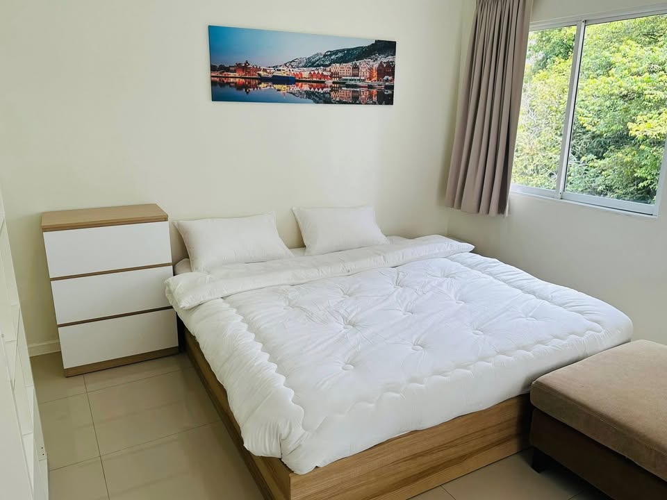 Luxury Detached House For Rent