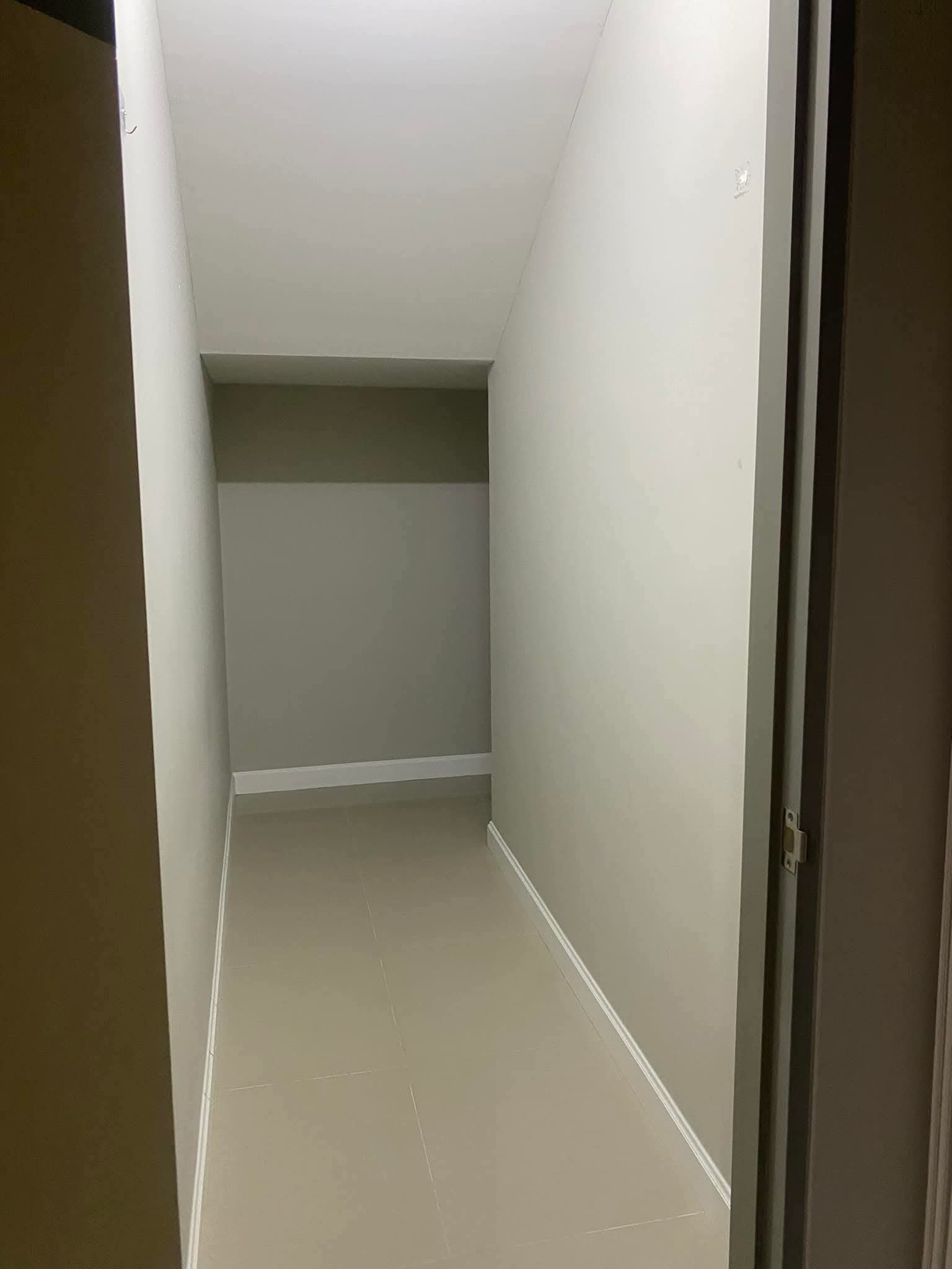 Detached House For Rent