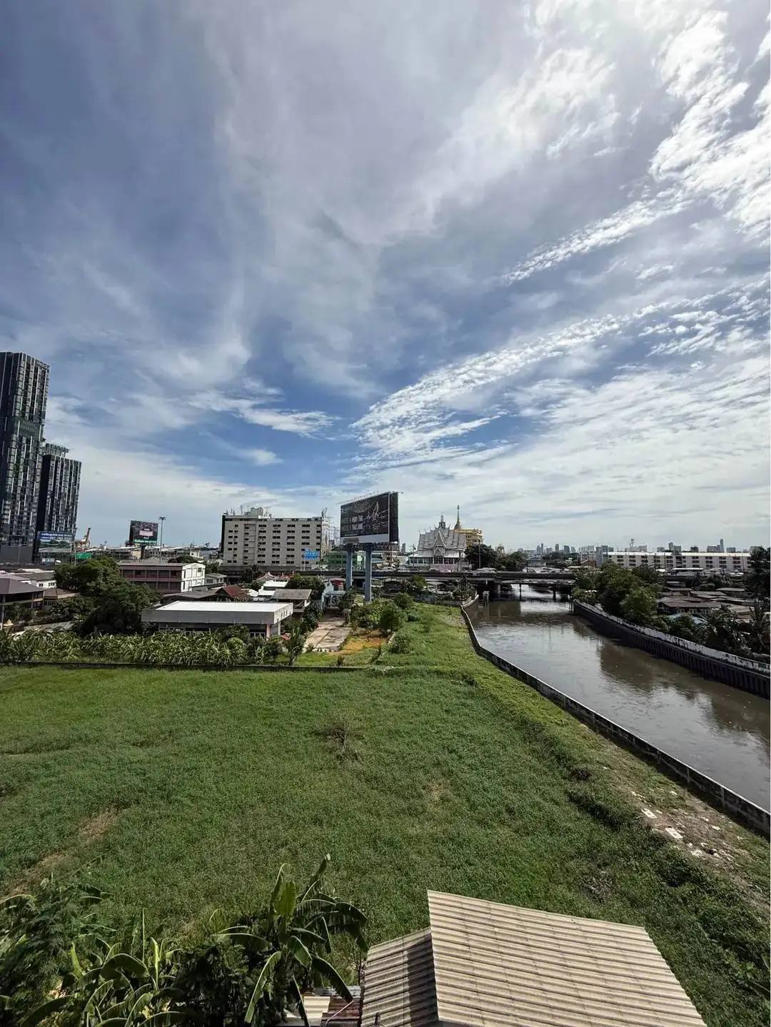 One Bedroom Condo For Rent