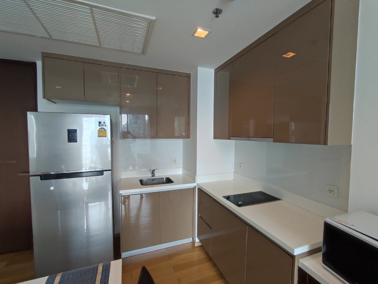 One Bedroom Condo For Rent