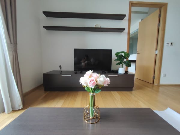 One Bedroom Condo For Rent