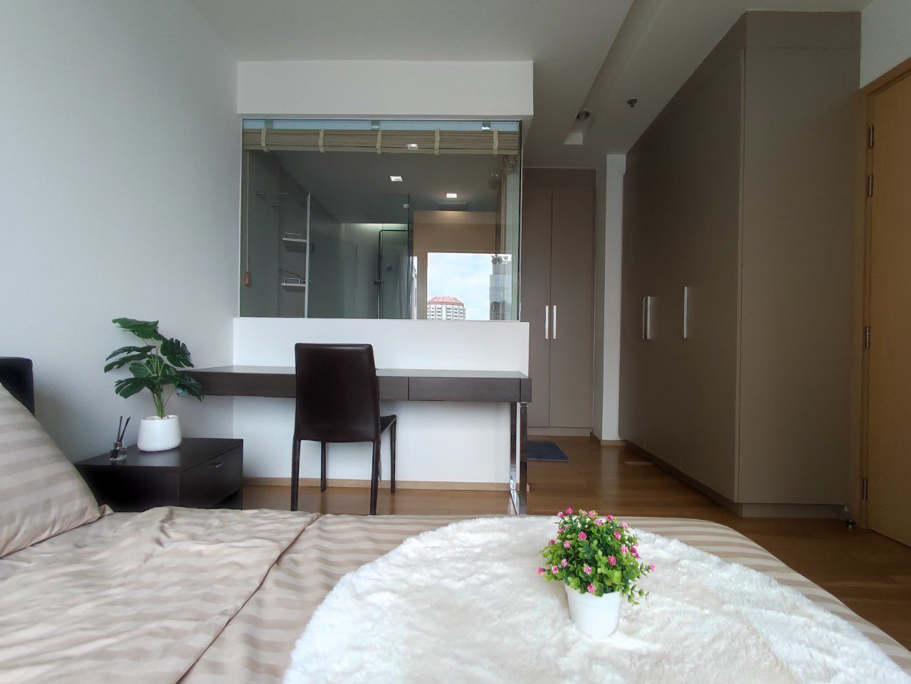 One Bedroom Condo For Rent