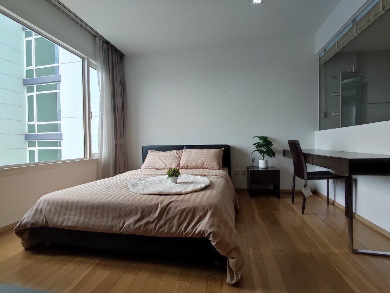 One Bedroom Condo For Rent