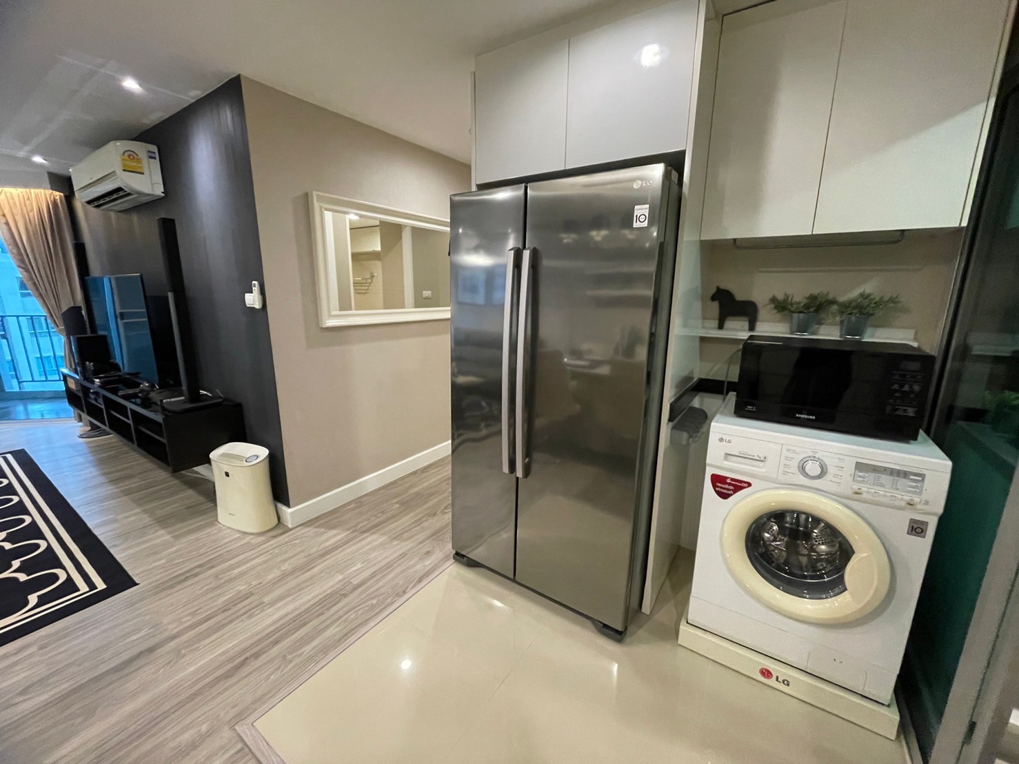 Three Bed Room Apartment For Rent