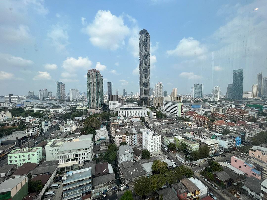 Pent House For Rent