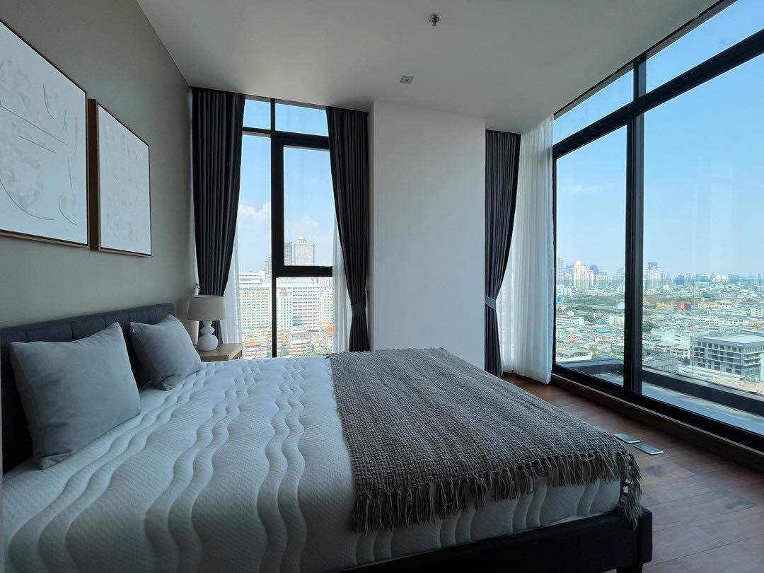 Pent House For Rent