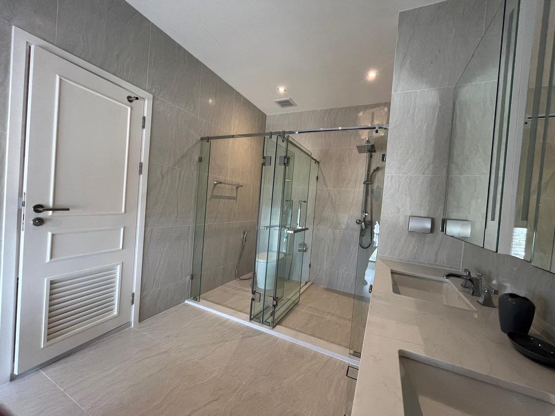 Pent House For Rent