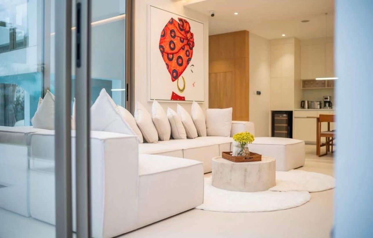 Luxury Pool Villa For Sale