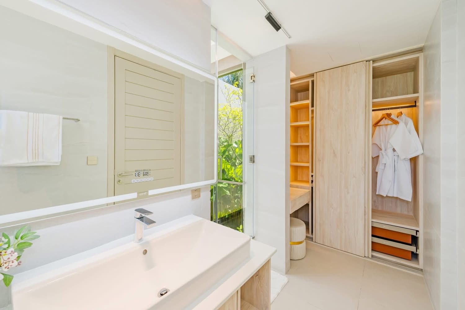 Pool Villa For Sale