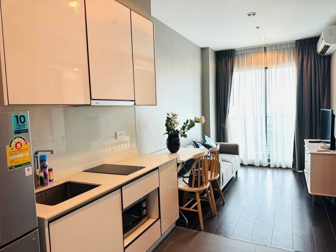 One Bedroom Condo For Rent
