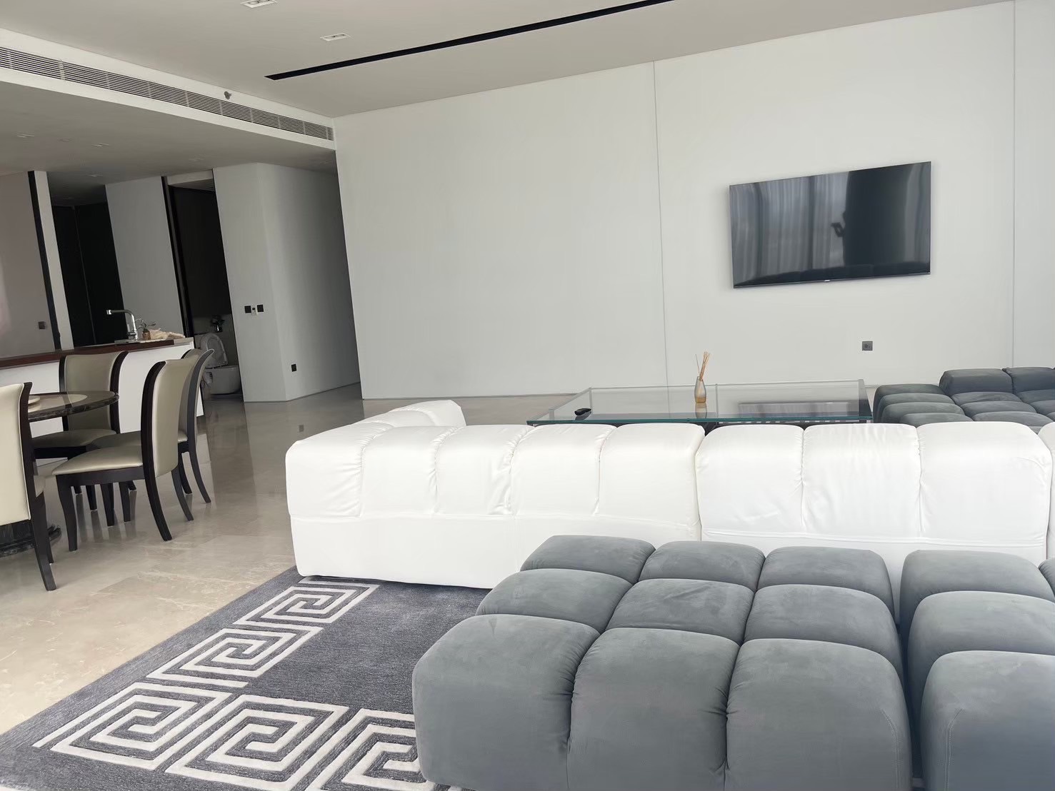 Large Three Bed Room Apartment For Rent