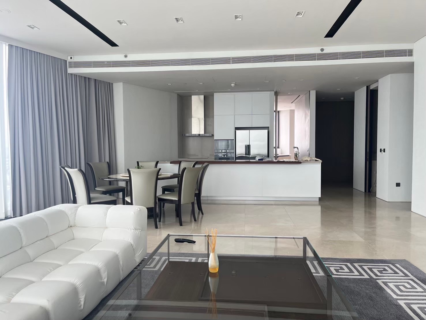 Large Three Bed Room Apartment For Rent
