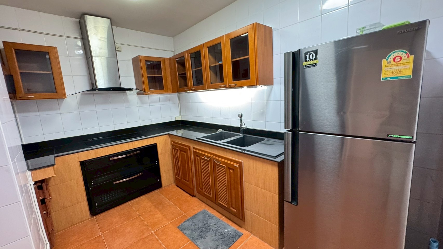 Three Bed Room Apartment For Rent
