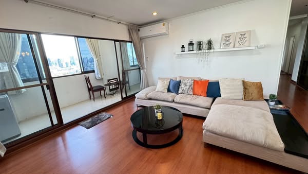 Three Bed Room Apartment For Rent
