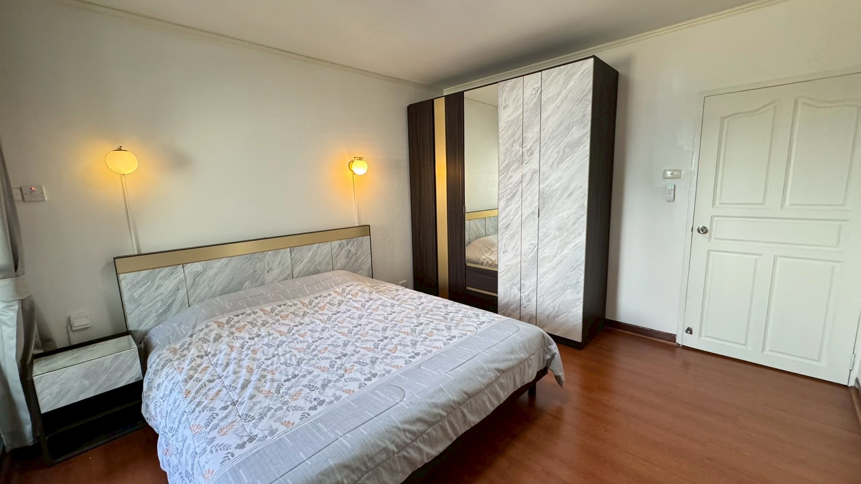 Three Bed Room Apartment For Rent