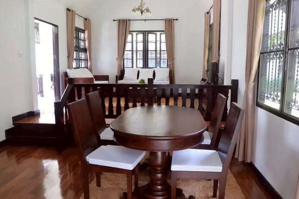 Luxury Detached House For Rent