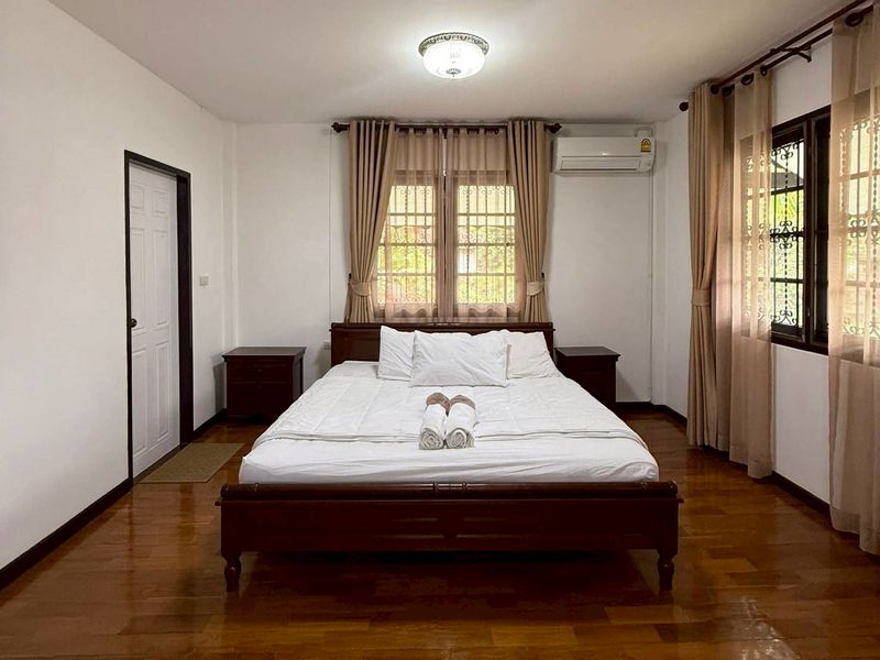 Luxury Detached House For Rent