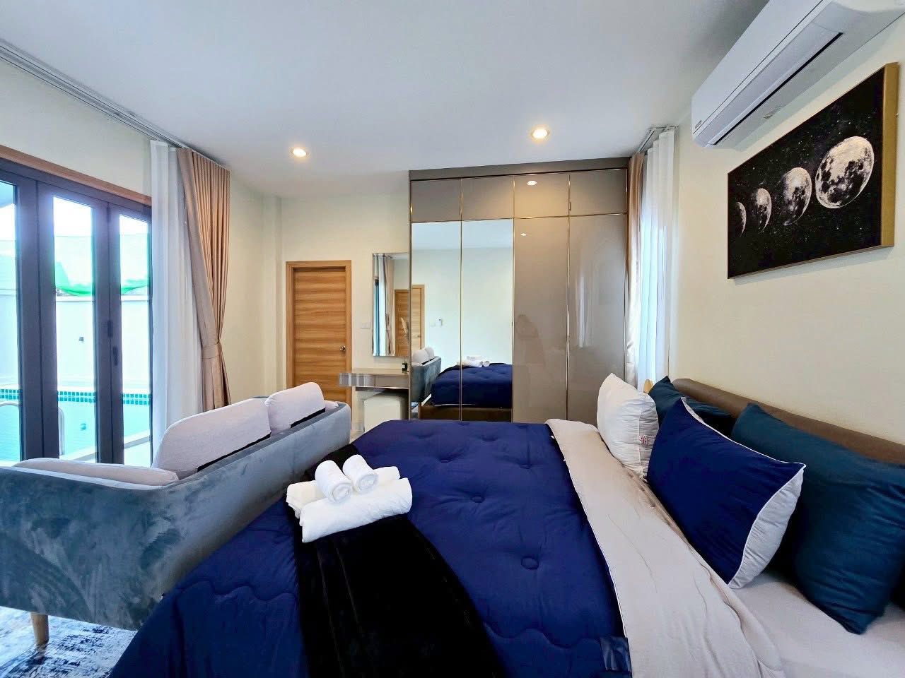 Luxury Pool Villa For Rent
