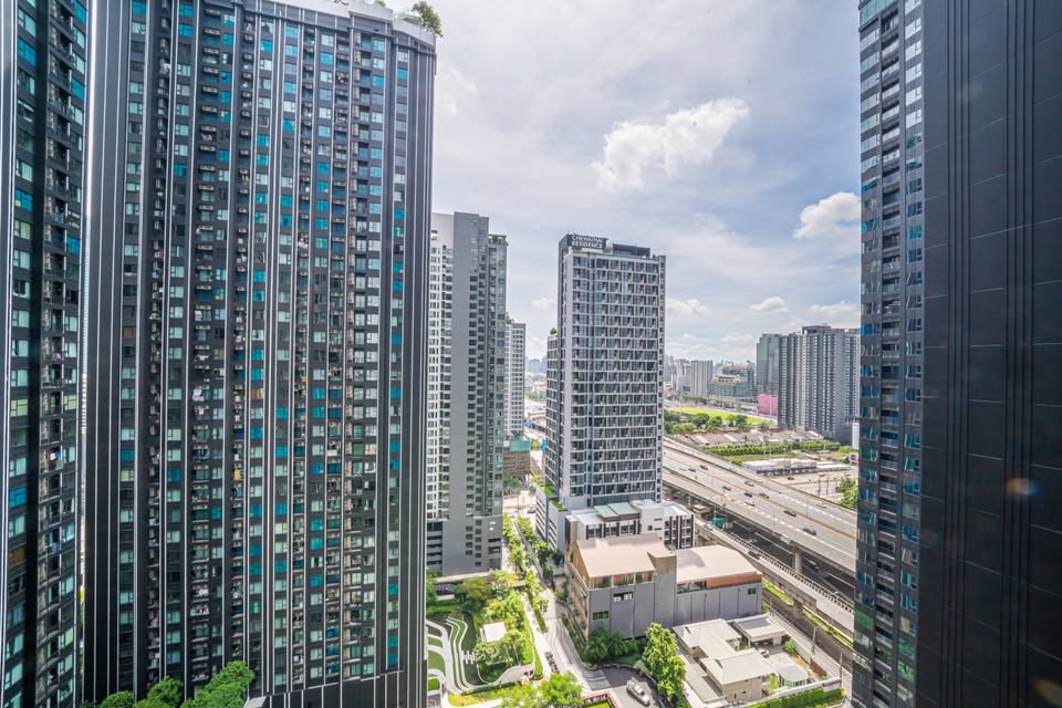 One Bedroom Condo For Rent