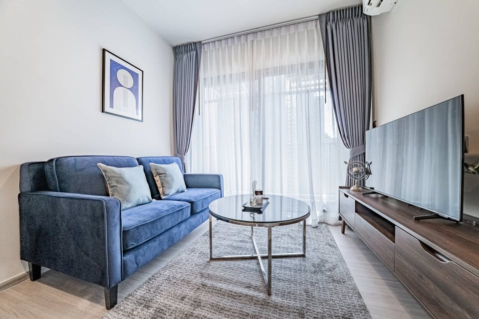 One Bedroom Condo For Rent