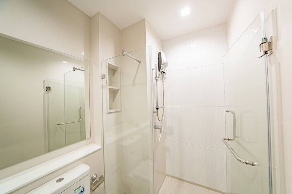 One Bedroom Condo For Rent