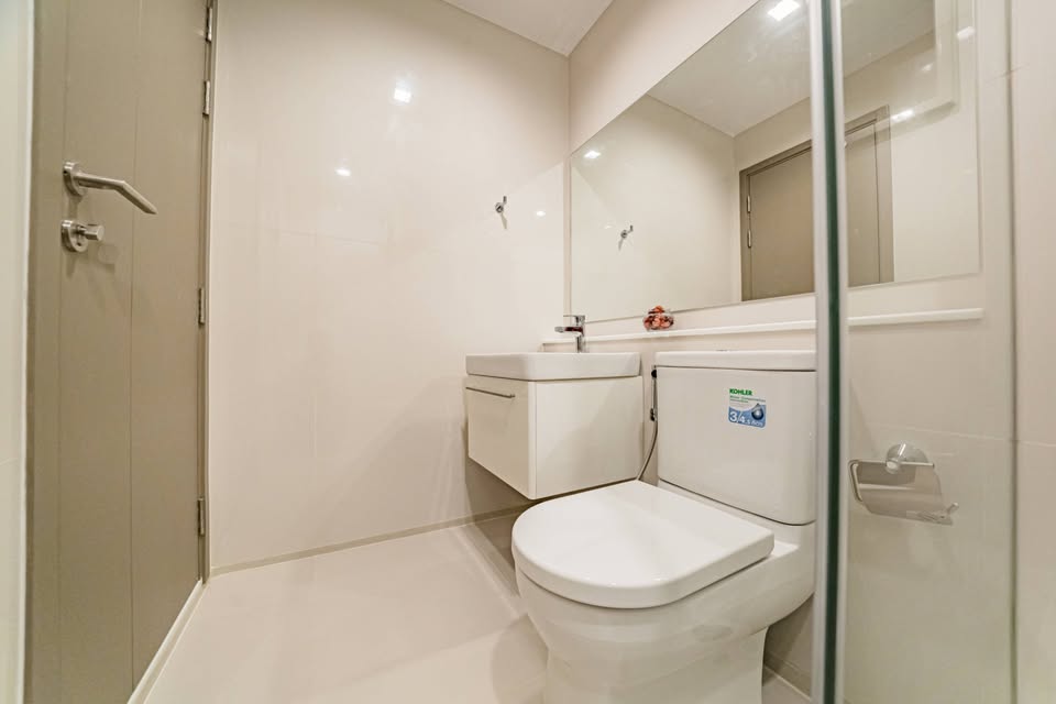 One Bedroom Condo For Rent
