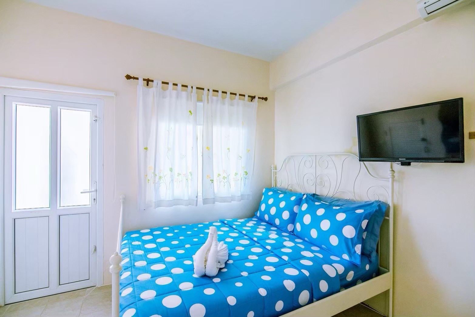 Pool Villa For Rent