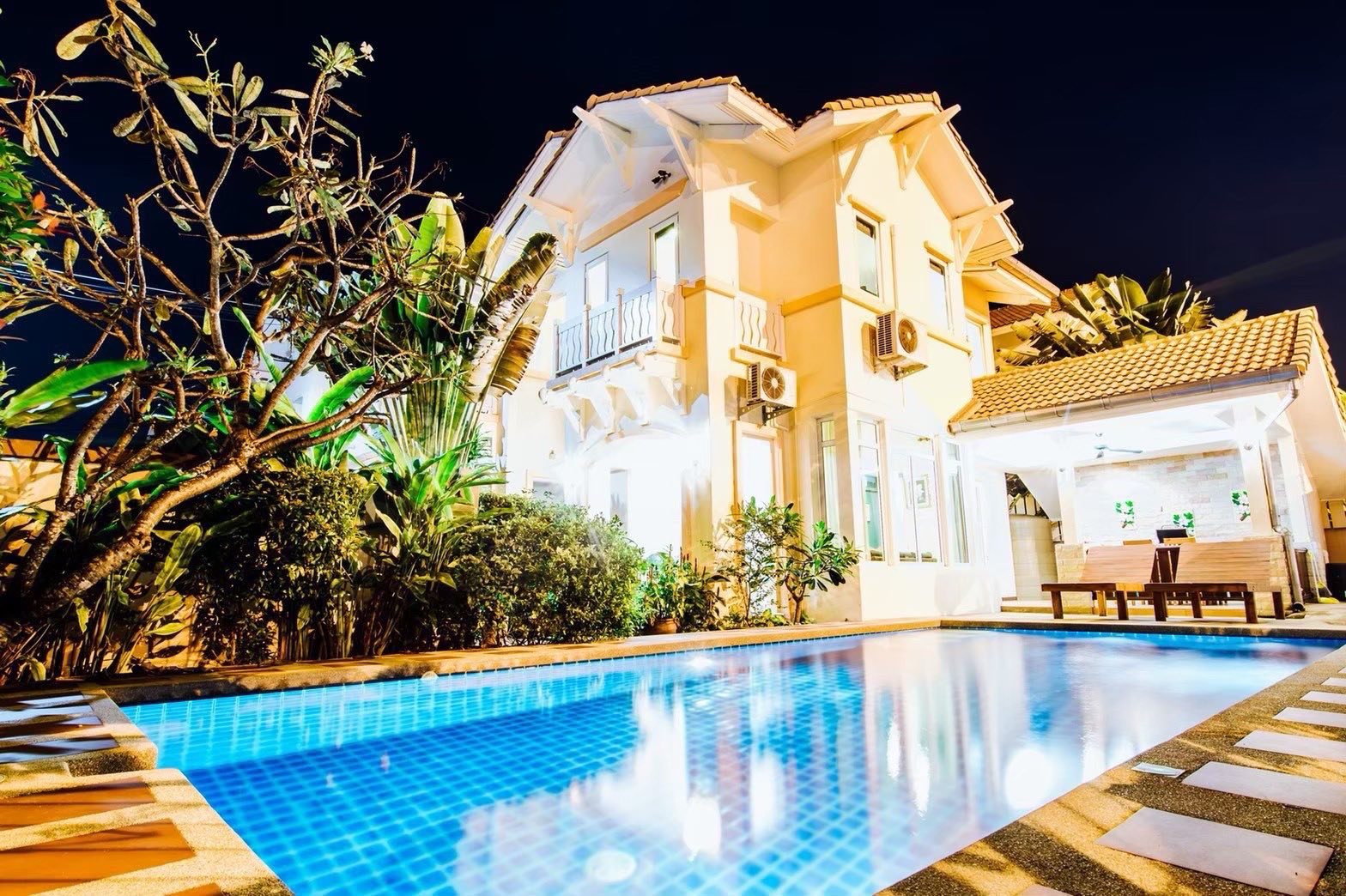 Pool Villa For Rent