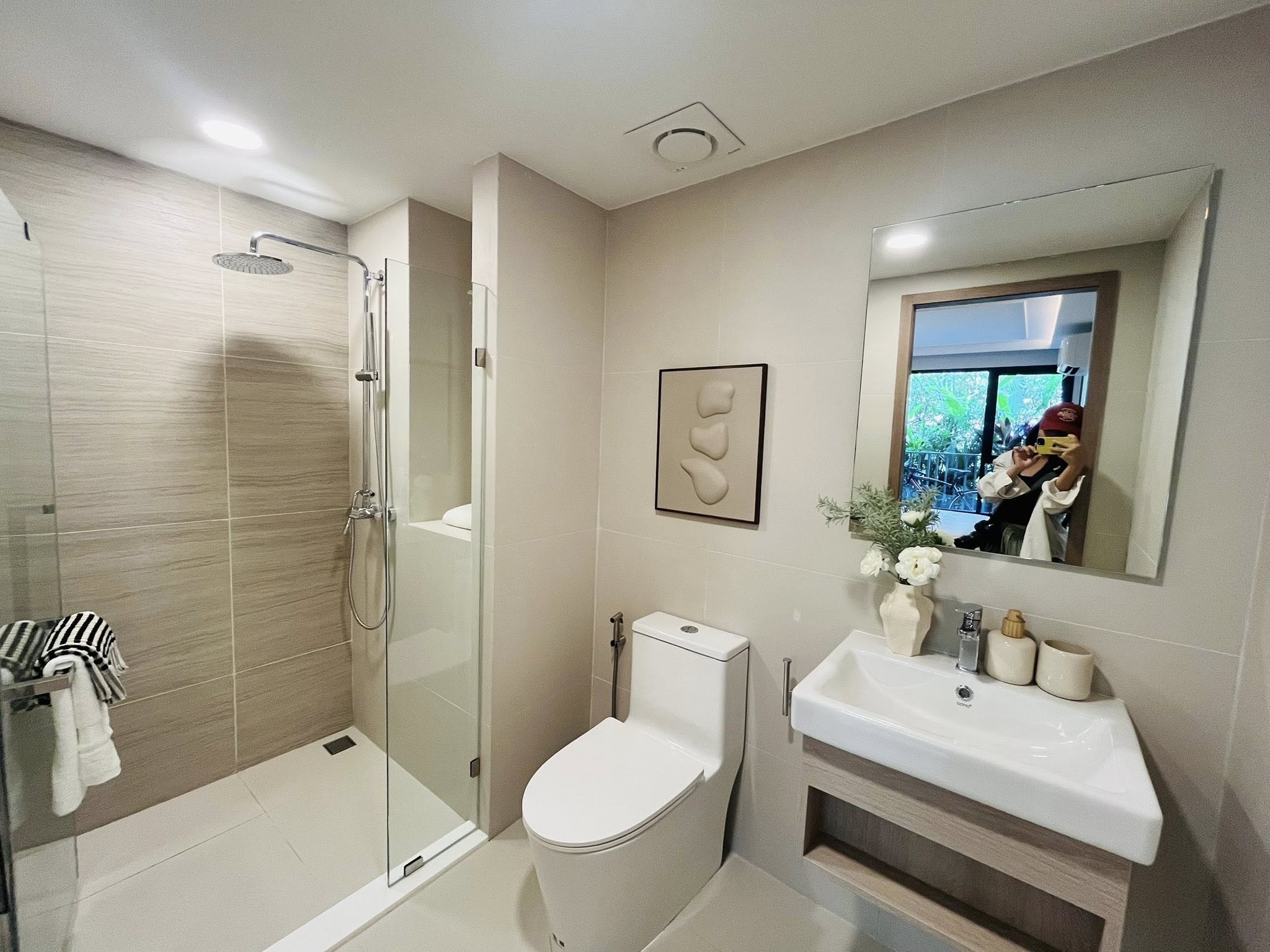 Two Bed Room Apartment For Sale
